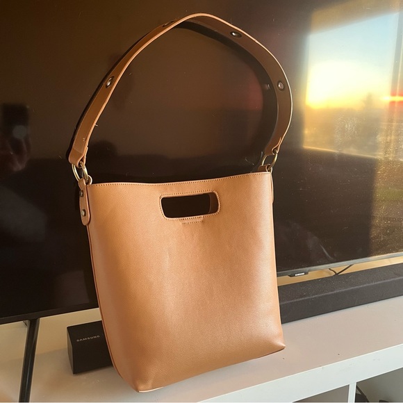 Anthropologie Handbags - Anthropologie Celeste Convertible Tote Bag